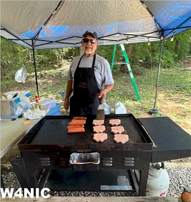 Chef Billy KG4DXM; everyone's favorite at lunchtime.