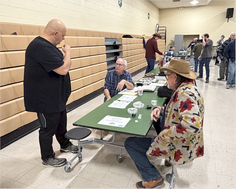 KQ4ETC Phillip collects the 2026 dues